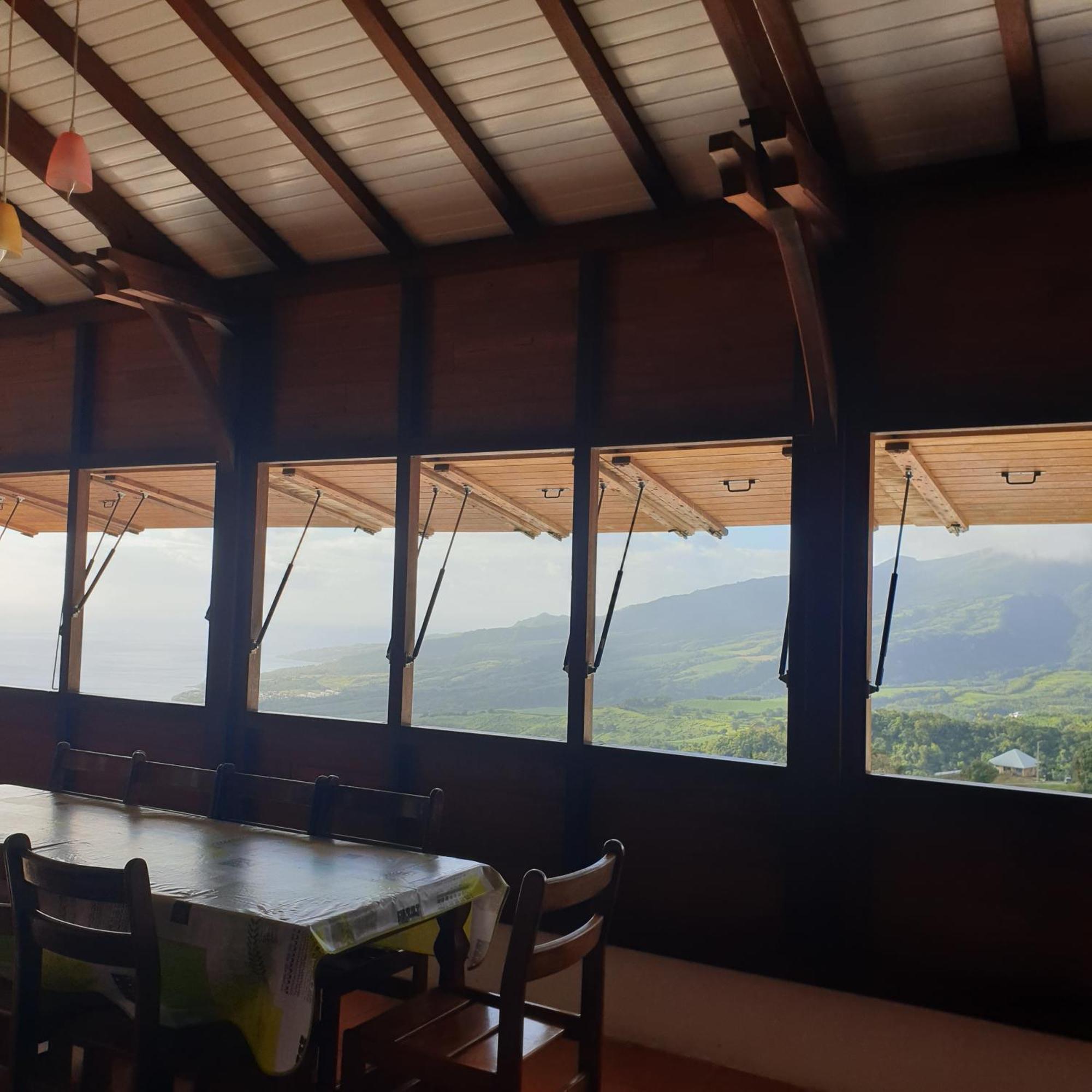 Le Hameau Du Morne Des Cadets Villa Fond-Saint-Denis Room photo